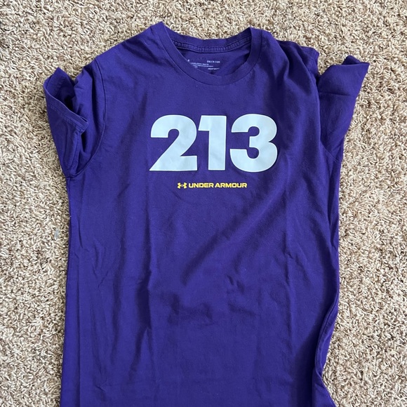 los angeles inspired UA shirt - Picture 2 of 4